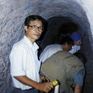 <span style="color: #000000 !important;font-size: 14pt">Pham Thanh Liem was an artist who lived underground for most of the war years. His job was to keep up the spirits of the people in Vinh Moc.</span>